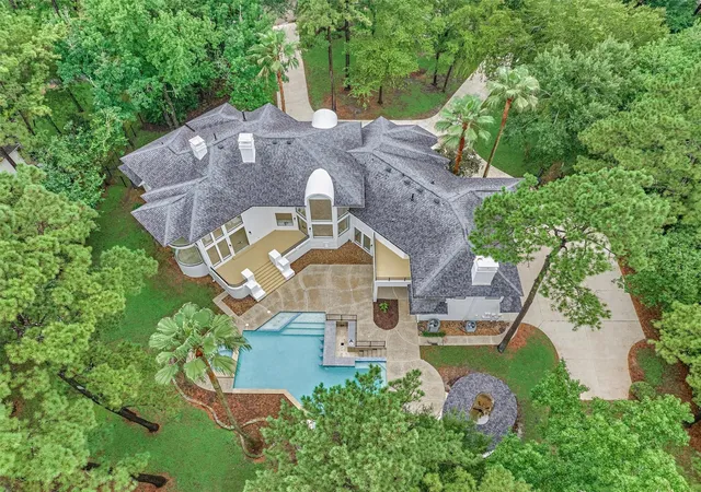3rd image of 24 Autumn Crescent, Spring, TX 77381 | MLS# 4681729