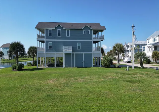 Photo 2 of Land for sale at 26707 Bay Water Dr, Galveston, TX 77554 | MLS# 34609413 | Listing updated on 2025-09-30