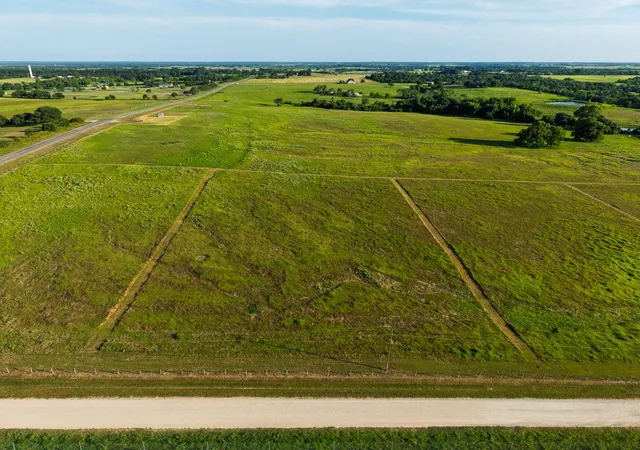1st image of 8293 Tottenham Rd, Chappell Hill, TX 77426 | MLS# 78924007