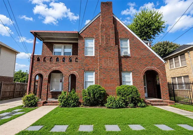2nd image of 1826 Rosedale St #4, Houston, TX 77004 | MLS# 46103146