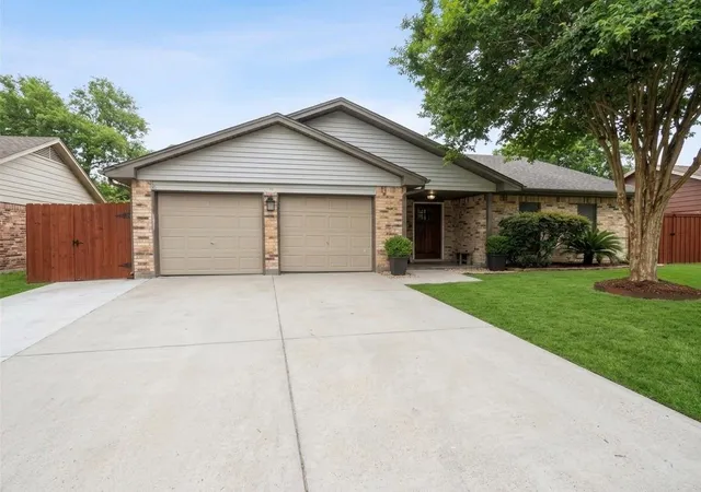 1st image of 2203 S Houston Rd, Pasadena, TX 77502 | MLS# 68650451