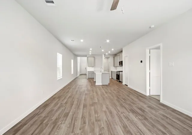 5th image of 253 Elm Spring Dr, Hockley, TX 77447 | MLS# 59752121
