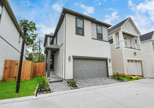 2nd image of 405 Forest Reserve Pl, Houston, TX 77079 | MLS# 68418019