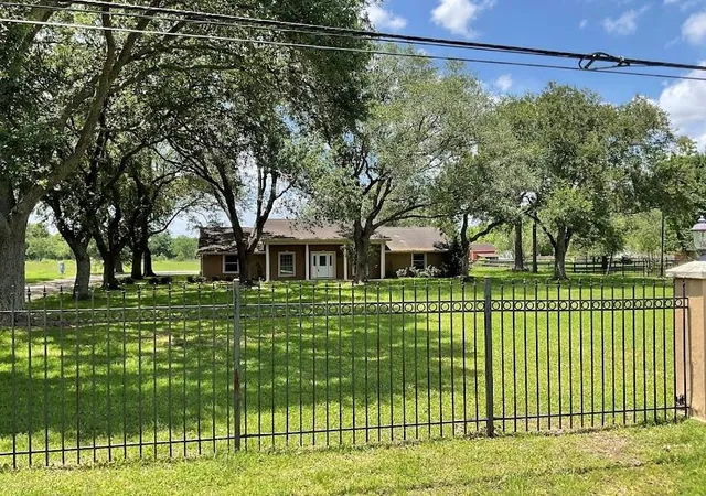 31st image of 2323 Stevenson Rd #CR391, Pearland, TX 77581 | MLS# 2750824