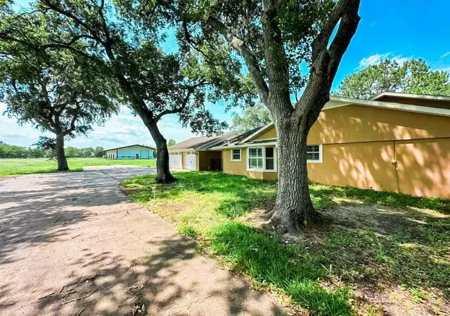 3rd image of 2323 Stevenson Rd #CR391, Pearland, TX 77581 | MLS# 2750824