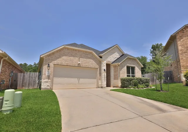 Photo 3 of Single family home for sale at 373 Pleasant Hl Way, Conroe, TX 77304 | MLS# 94790087 | Listing updated on 2026-08-29