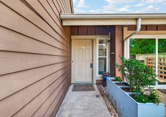 4th image of 12667 Wellington Park Dr, Houston, TX 77072 | MLS# 63665124