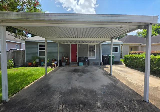 1st image of 1075 Marjorie St, Houston, TX 77088 | MLS# 66456429