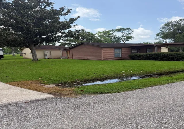2nd image of 139 Scout Rd, Freeport, TX 77541 | MLS# 71054866
