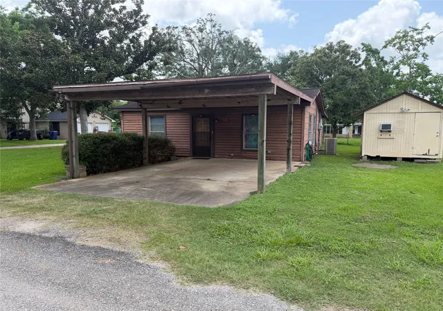 Photo 3 of Single family home for sale at 139 Scout Rd, Freeport, TX 77541 | MLS# 71054866 | Listing updated on 2026-08-17