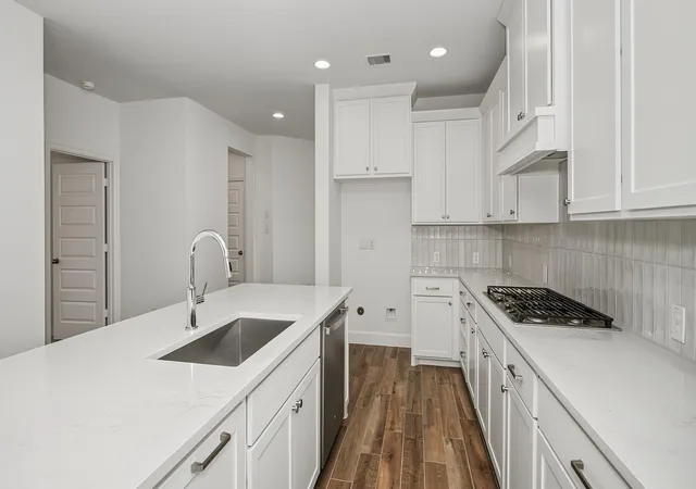 Photo 3 of Single family home for sale at 501 Abcot Ranger Ct, Willis, TX 77318 | MLS# 13598305 | Listing updated on 2026-09-21