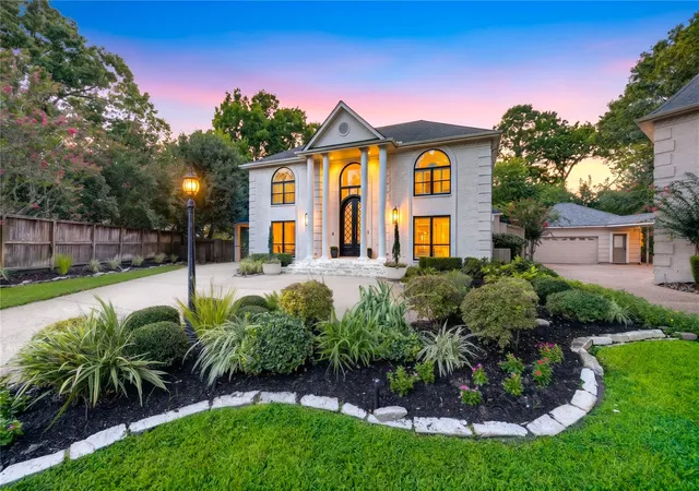 1st image of 806 Herdsman Dr, Houston, TX 77079 | MLS# 20058923