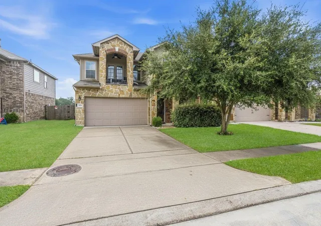 Photo 2 of Single family home for sale at 3710 Arbor Trails Dr, Humble, TX 77338 | MLS# 35376156 | Listing updated on 2026-09-14
