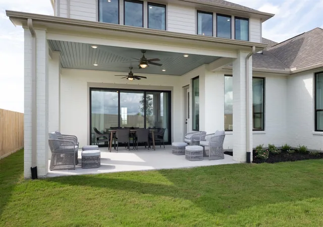 9th image of 3213 Wickfield Pass Ln, Alvin, TX 77511 | MLS# 42091827