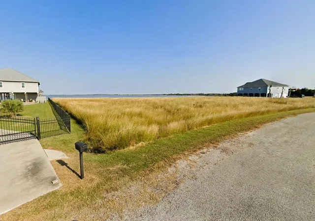 4th image of 836 Windswept Dr, Port Lavaca, TX 77979 | MLS# 83356299