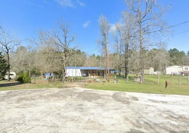 Photo 1 of Sale Pending at 43 Gerome Dr, Huntsville, TX 77320 | MLS# 20740934 | Listing updated on 2026-09-10