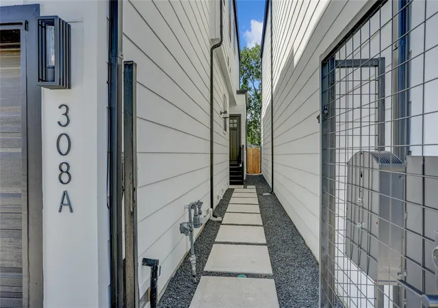 25th image of 308 E 40th St #A, Houston, TX 77018 | MLS# 83912543