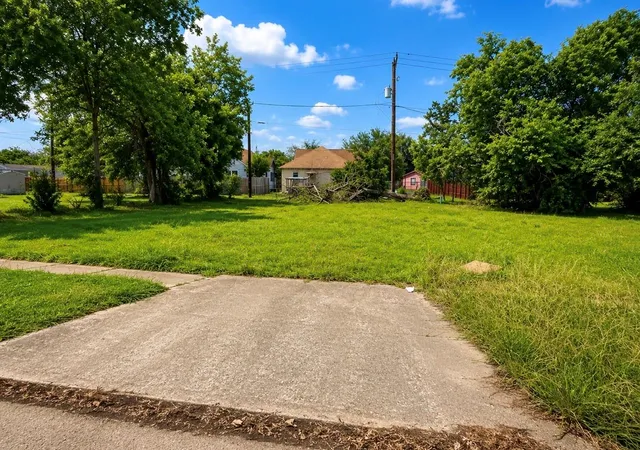 Photo 1 of Land for sale at 1312 Cherry St, Baytown, TX 77520 | MLS# 88248902 | Listing updated on 2026-05-07