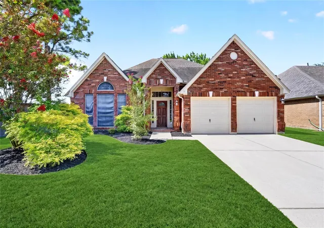 Photo 1 of Single family home for sale at 17414 Erin Way Ct, Houston, TX 77095 | MLS# 17995277 | Listing updated on 2026-09-17