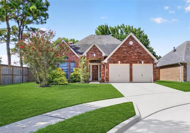 Photo 2 of Single family home for sale at 17414 Erin Way Ct, Houston, TX 77095 | MLS# 17995277 | Listing updated on 2026-09-17
