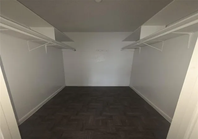 2nd image of 9898 Clb Creek Dr, Houston, TX 77036