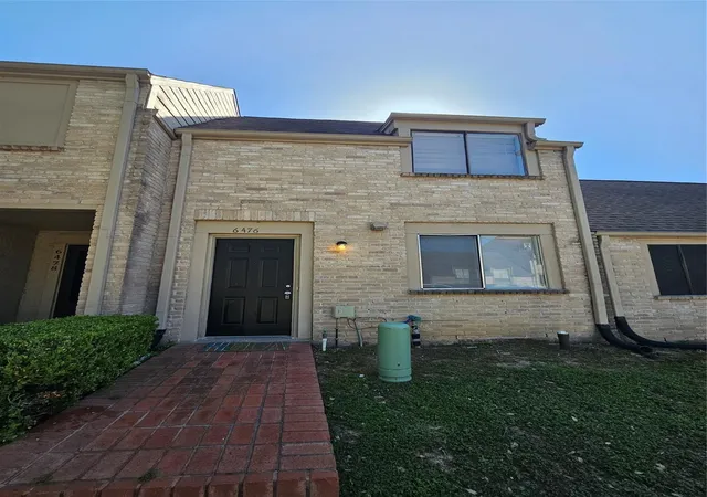 Photo 3 of Townhouse for sale at 6476 Alisa Ln #615, Houston, TX 77084 | MLS# 13679311 | Listing updated on 2026-07-23