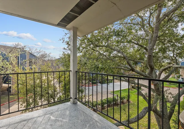 Homes for sale in Webster, TX | 18519 Egret Bay Blvd #1802, Webster, TX 77058 | MLS# 6950191