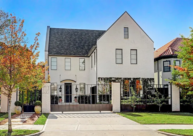 1st image of 5521 Fairdale Ln, Houston, TX 77056 | MLS# 93603116