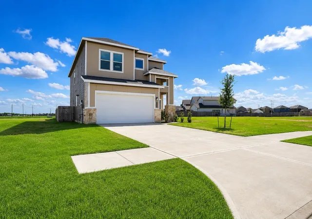 Photo 5 of Sale Pending at 6522 Escondido Dr, Rosharon, TX 77583 | MLS# 16356792 | Listing updated on 2026-09-09