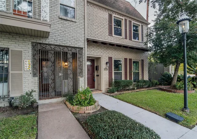 2nd image of 8602 Oakford Dr, Houston, TX 77024 | MLS# 57430745