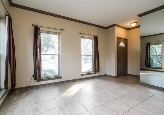 4th image of 8602 Oakford Dr, Houston, TX 77024 | MLS# 57430745