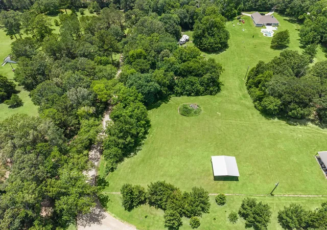 Homes for sale in New Waverly, TX | 17300 Dutch Rd, New Waverly, TX 77358 | MLS# 5358178