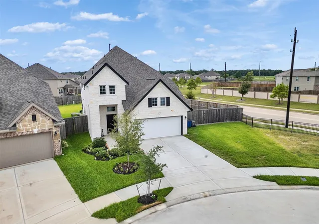 Photo 1 of Single family home for sale at 10602 Sunrise Park Ln, Humble, TX 77396 | MLS# 60795518 | Listing updated on 2026-09-16