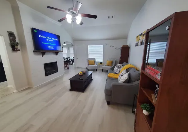 Photo 1 of Single family home for sale at 981 Arbor Xing, Conroe, TX 77303 | MLS# 32927765 | Listing updated on 2026-10-03