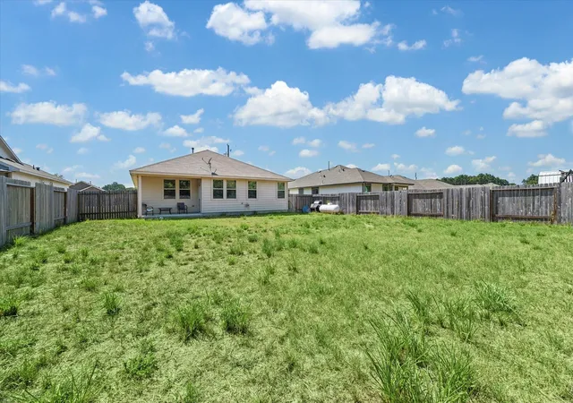 Photo 17 of Sale Pending at 11041 Patriot Ct, Cleveland, TX 77328 | MLS# 40849574 | Listing updated on 2026-09-05