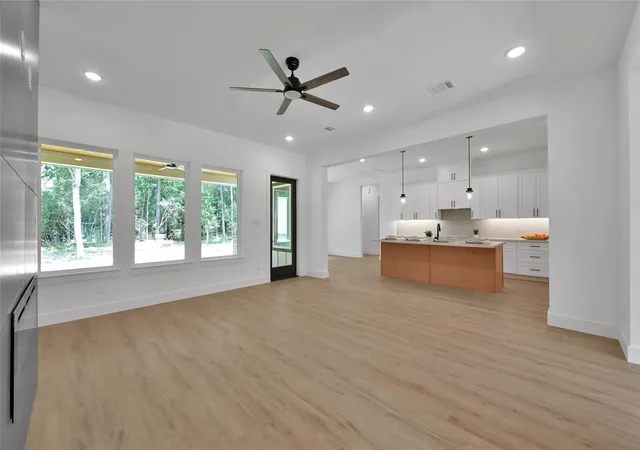4th image of 6422 Sugar Bush Dr, Magnolia, TX 77354 | MLS# 32588848