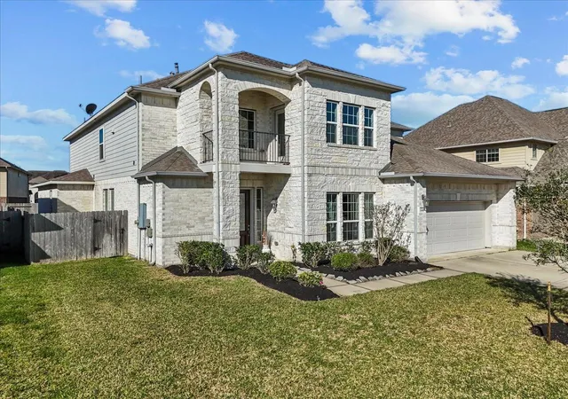 Photo 1 of Single family home for sale at 2414 Trocadero Ln, League City, TX 77573 | MLS# 89971915 | Listing updated on 2026-09-19