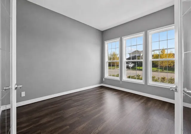 Photo 4 of Single family home for sale at 2414 Trocadero Ln, League City, TX 77573 | MLS# 89971915 | Listing updated on 2026-09-19