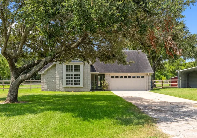 1st image of 3855 County Road 960, Alvin, TX 77511 | MLS# 1036633