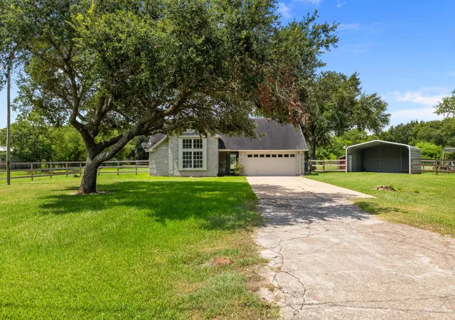 4th image of 3855 County Road 960, Alvin, TX 77511 | MLS# 1036633