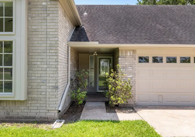 5th image of 3855 County Road 960, Alvin, TX 77511 | MLS# 1036633