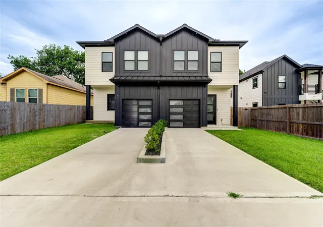 1st image of 5421 Southlea St, Houston, TX 77033 | MLS# 49415709