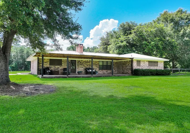 Homes for sale in Warren, TX | 10325 Hwy 69 S S, Warren, TX 77664 | MLS# 33539443