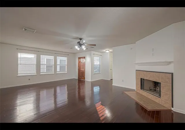 Photo 4 of Sale Pending at 10819 Waterfern Ct, Houston, TX 77064 | MLS# 26515881 | Listing updated on 2026-09-17