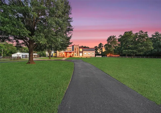 47th image of 2531 S Cherry St, Tomball, TX 77375 | MLS# 50065304