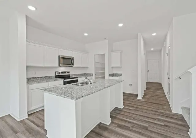 3rd image of 344 Stone Crossing Dr, Liberty, TX 77575 | MLS# 56103227