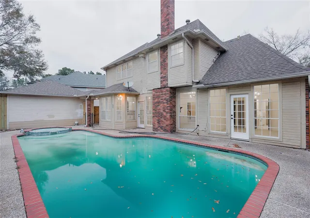Photo 3 of Single family home for sale at 17527 Sandy Cliffs Dr, Houston, TX 77090 | MLS# 29522400 | Listing updated on 2026-08-18