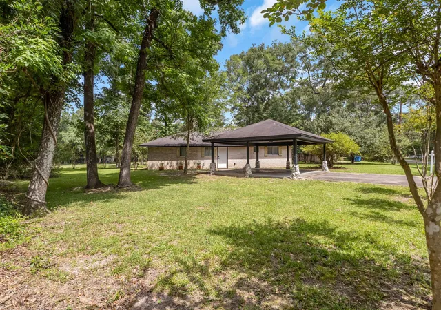 3rd image of 917 Huckleberry Ln, Village Mills, TX 77663 | MLS# 87704712
