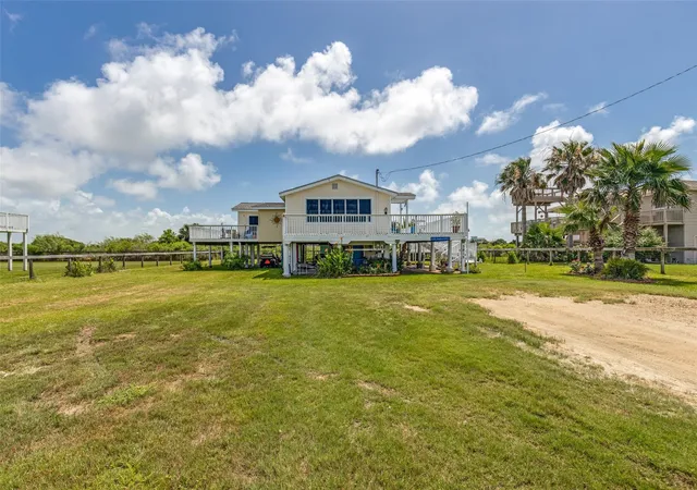 Photo 3 of Single family home for sale at 3915 1st Street, Galveston, TX 77554 | MLS# 90384517 | Listing updated on 2026-08-12
