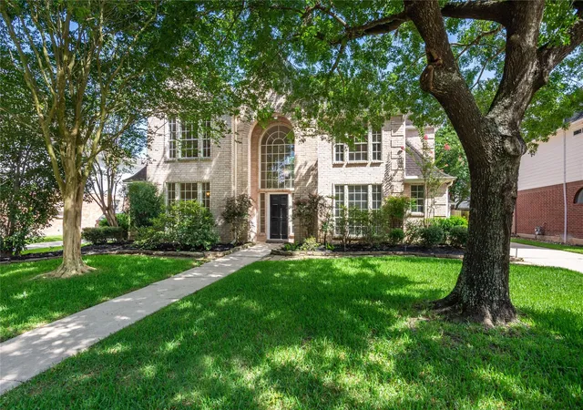 Photo 2 of Single family home for sale at 8011 Ct, Spring, TX 77379 | MLS# 19793499 | Listing updated on 2026-09-05